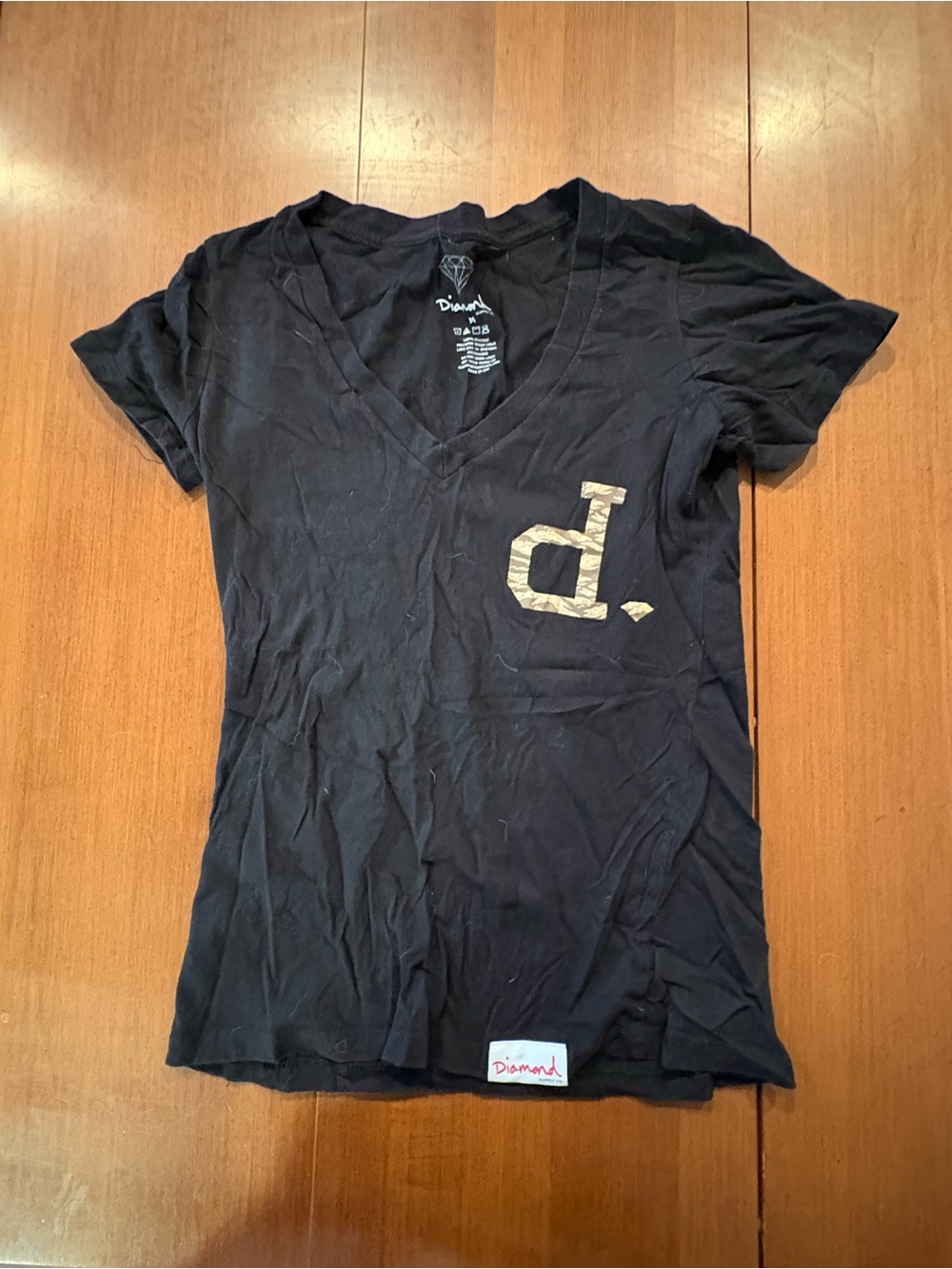 Diamond Supply Co. Black V‑Neck Tee with Gold 'd.' Logo